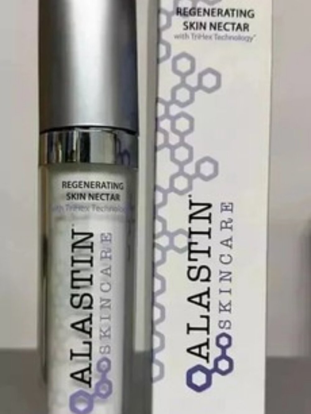 ALASTIN Regenerating Skin Nectar with TriHex Technology 1 oz / 29.6 mL New - Picture 2 of 3